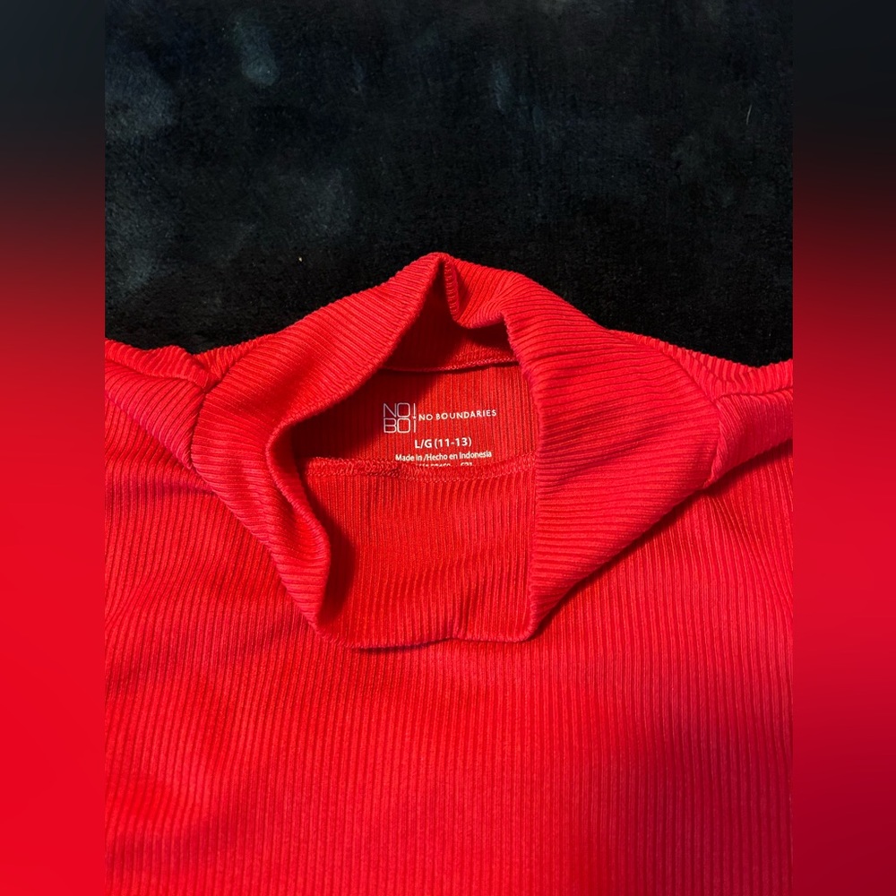 Red Tanktop - Picture 2 of 2